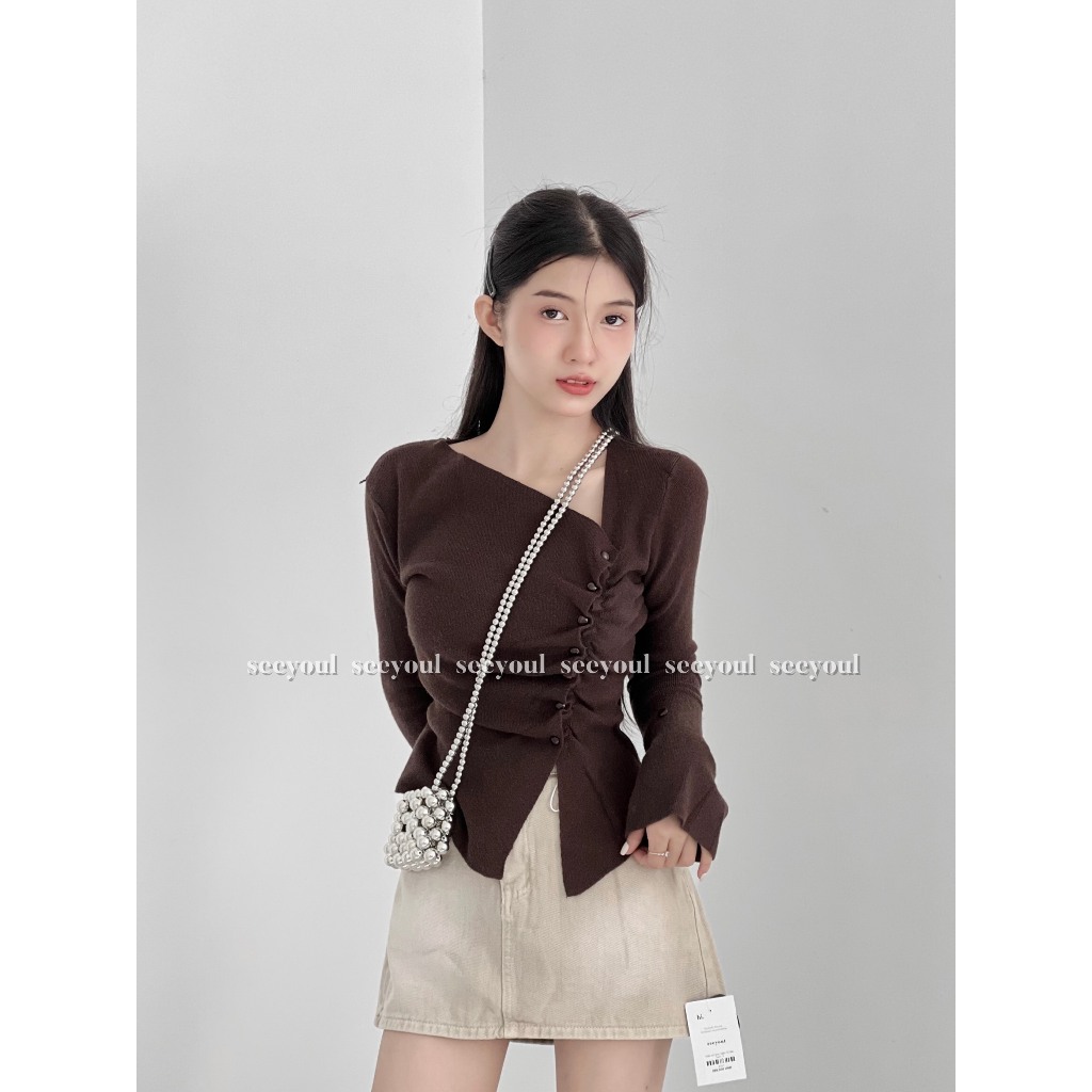 Áo len kiểu đính cúc chéo-4460