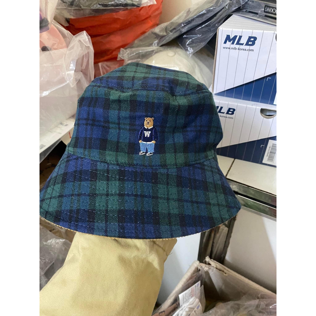 Mũ xô WHO.A.U vải nhung Steve Bear