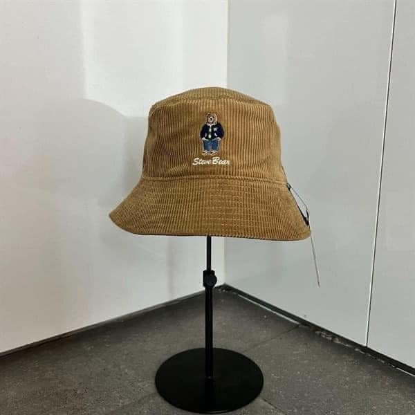 Mũ xô WHO.A.U vải nhung Steve Bear