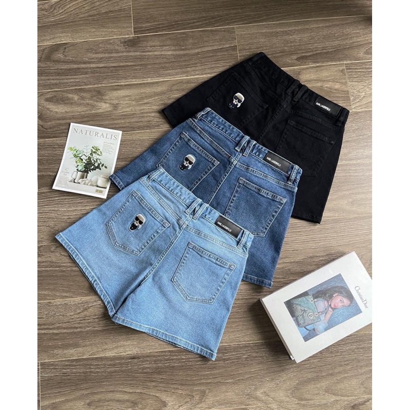 Quần short thêu ông già Karl