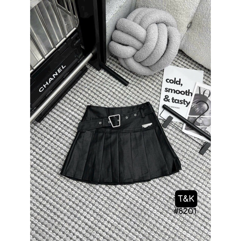 Chân váy da xếp ly kèm tag khoá sẵn quần bảo hộ