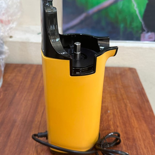 thân động cơ máy ép chậm mini skvim