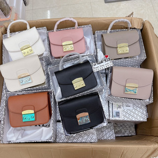 Túi dáng hộp sz 18 fullbox hàng loại 1