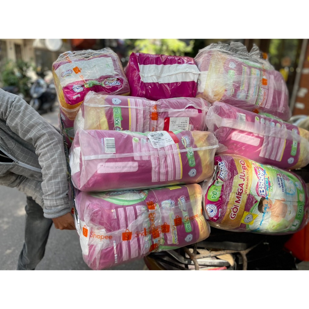 Bỉm Huggies / Bobby Jumbo bao bì xấu