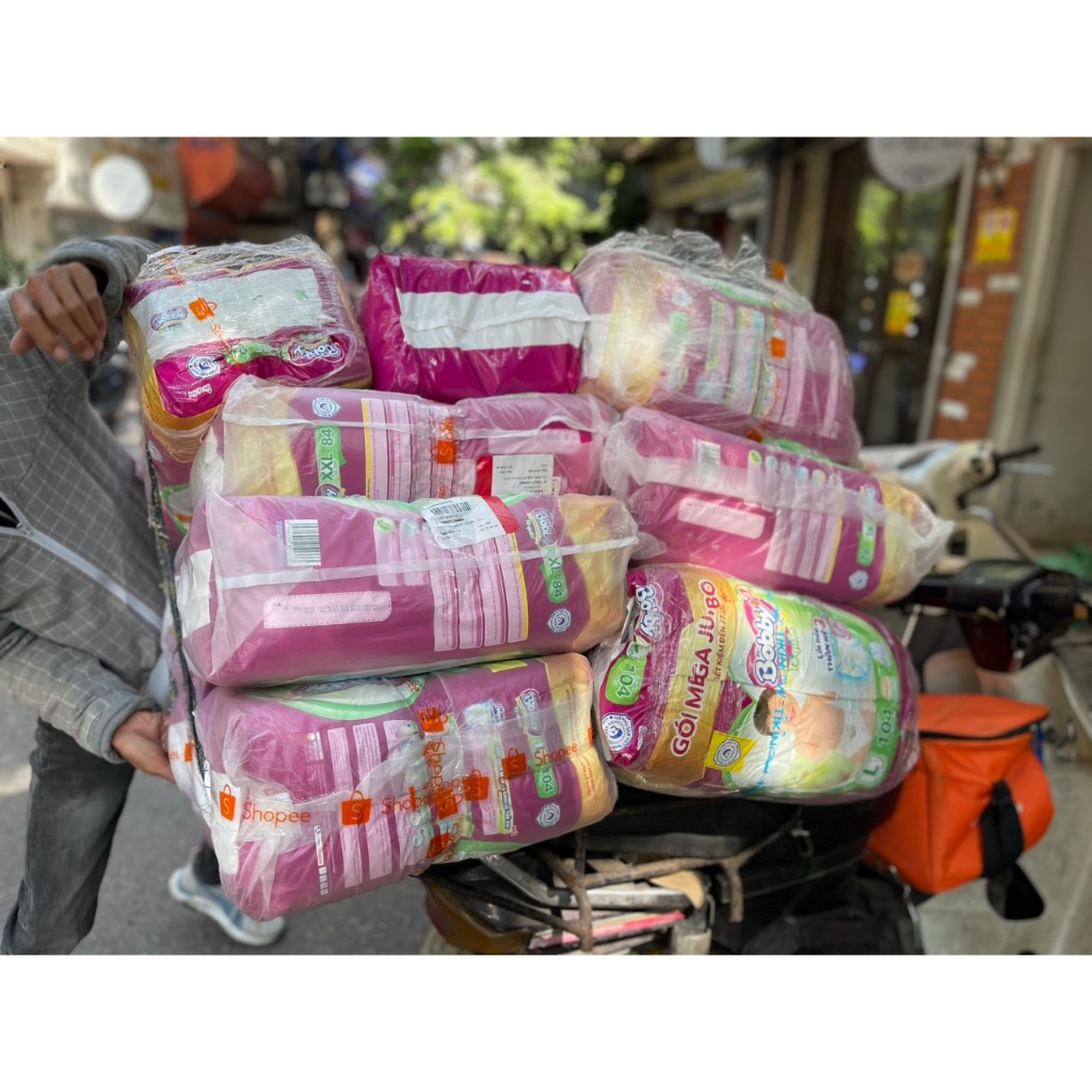 Bỉm Huggies / Bobby Jumbo bao bì xấu