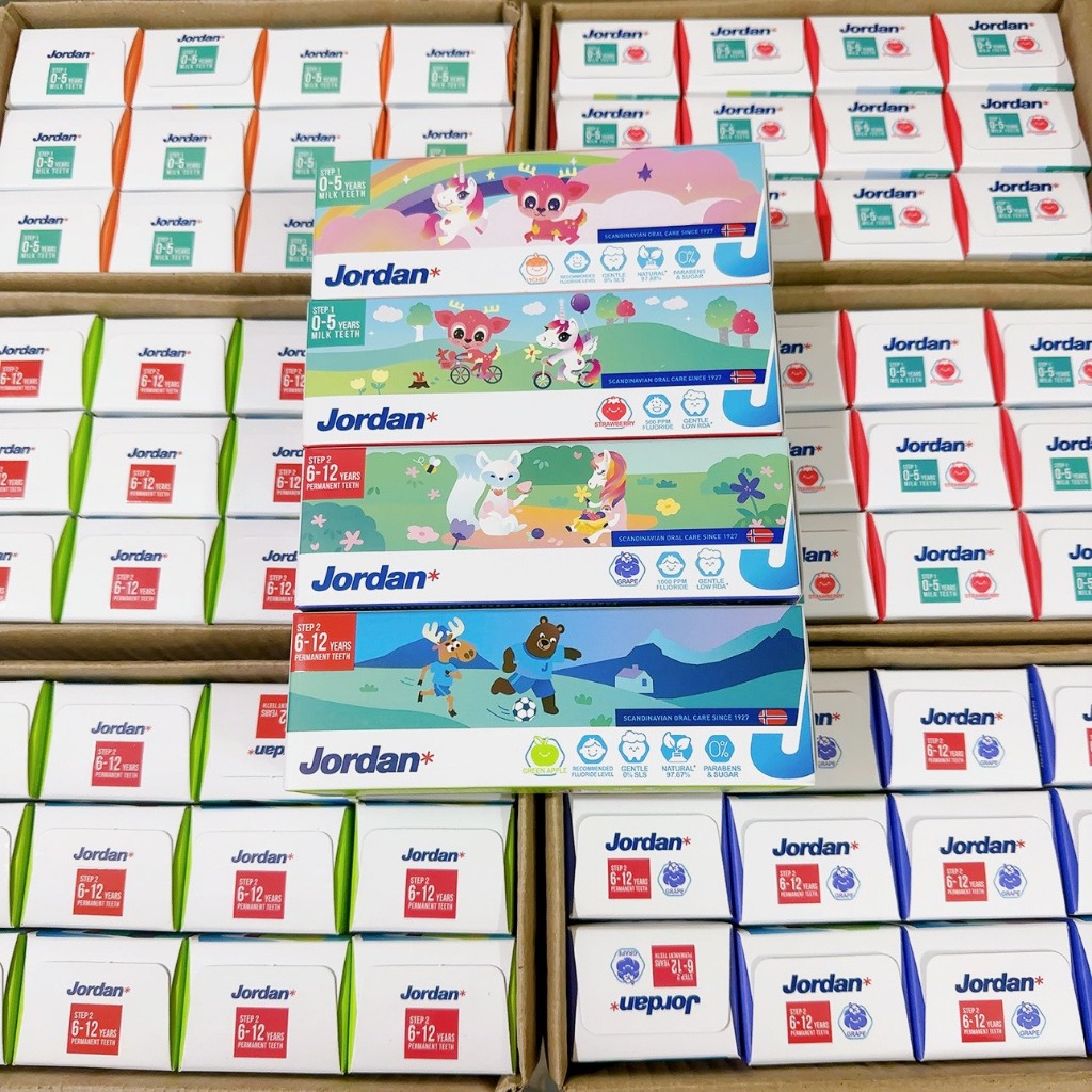 Kem đánh răng Jordan cho bé vị dâu & vị nho 75g