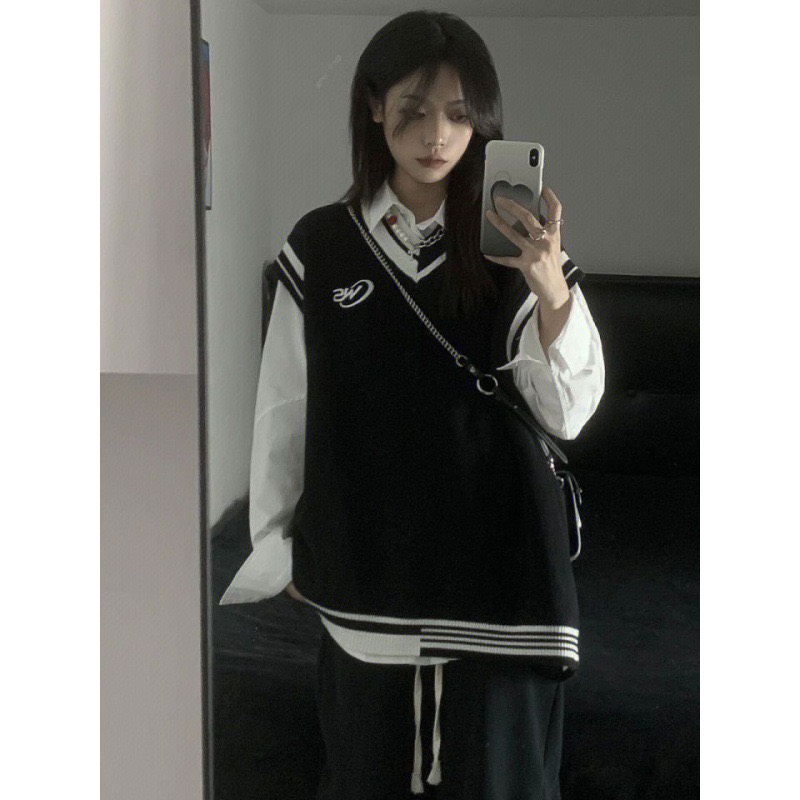 Áo gile len cổ V form rộng thêu logo phối viền bazic trẻ trung hàng quảng châu - Sammy House - AogilecoV214 P12K12