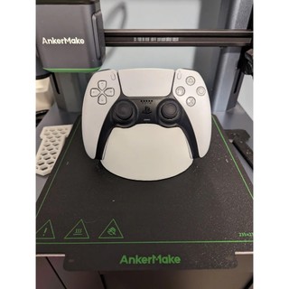 Giá/Đế để tay cầm chơi game PlayStation PS5 Dualsense phong cách tối giản mẫu cũ