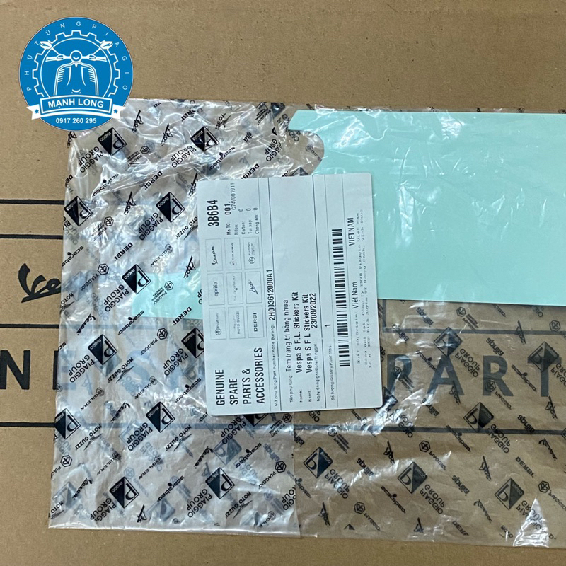 Bộ tem trang trí Vespa màu đen cao cấp