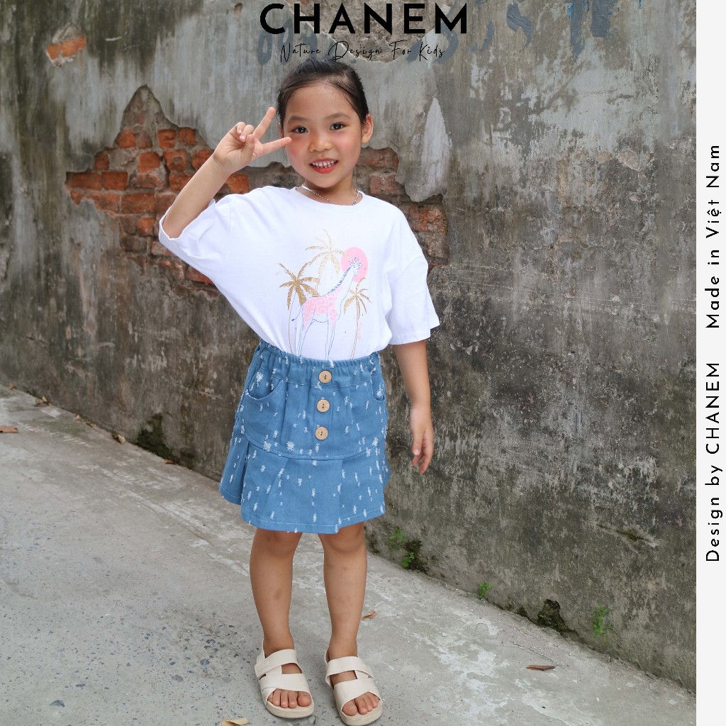 Chân váy cho bé gái CHANEM LITA phối cúc gỗ dừa cá tính  cạp bèo chun, vải bò cao cấp mềm mại