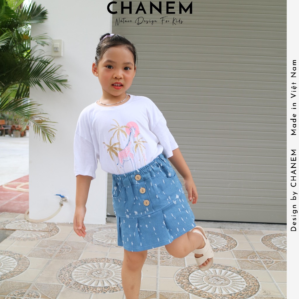 Chân váy cho bé gái CHANEM LITA phối cúc gỗ dừa cá tính  cạp bèo chun, vải bò cao cấp mềm mại