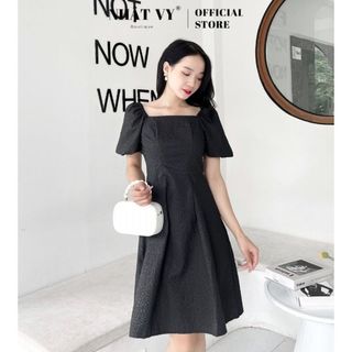 Đầm dự tiệc hoa nổi Nhật Vy tay bí cổ vuông dáng ôm xoè chất xốp phù hợp đi chơi dạo phố sang chảnh - D2552
