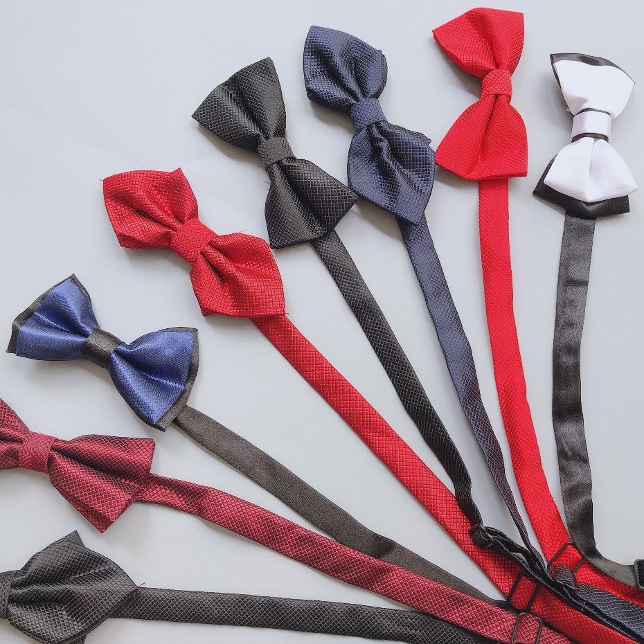 Nơ đeo vest cho bé trai