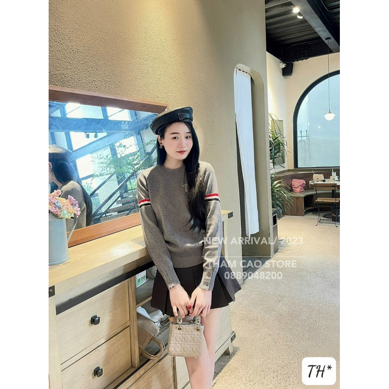 Áo len Thom cổ tròn cúc cạnh 3 màu siu đẹp qcl1