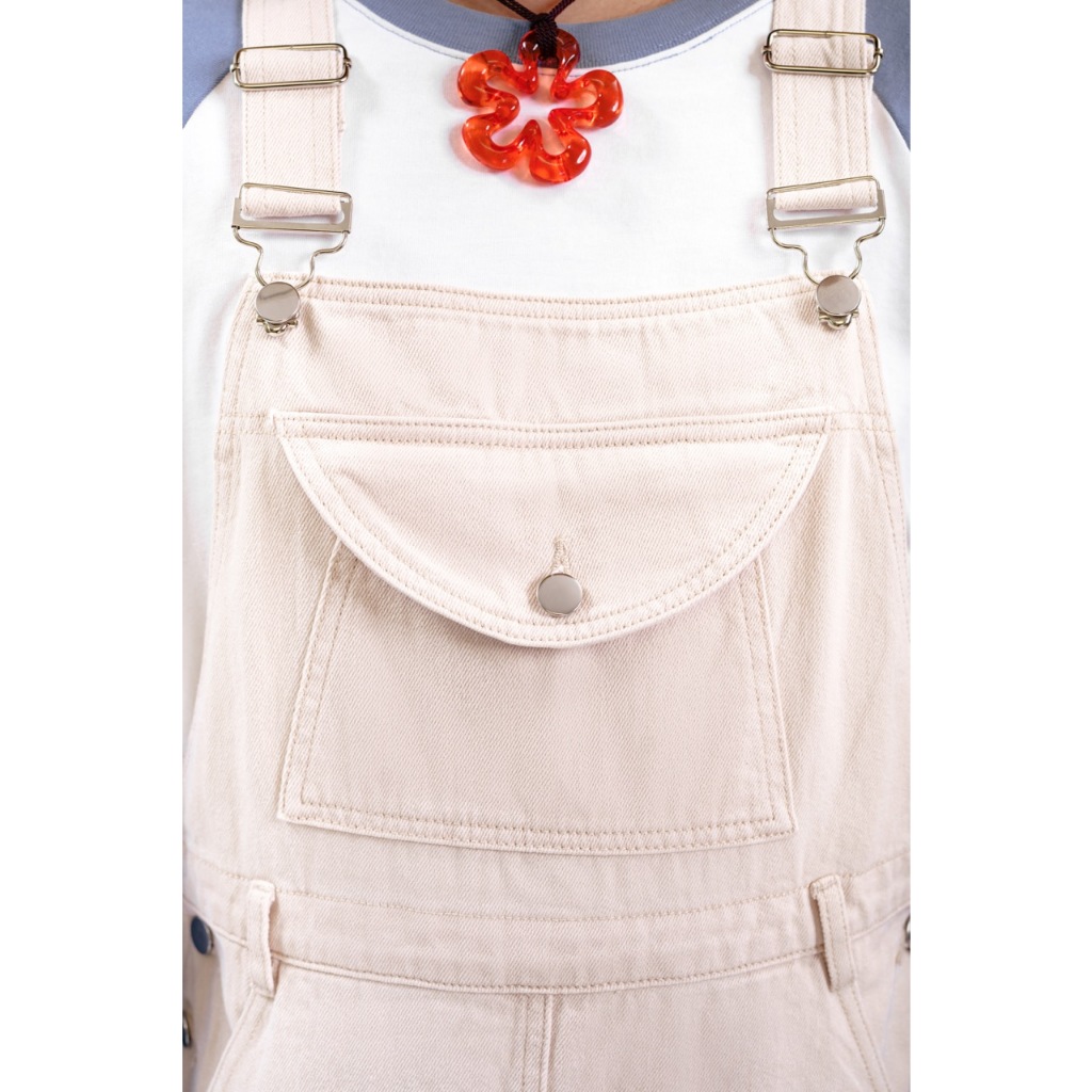 LIBÉ - Váy yếm jean dài màu trắng ngà