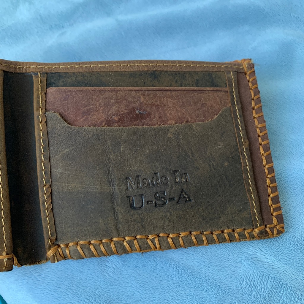 Ví da thật nam Tommy