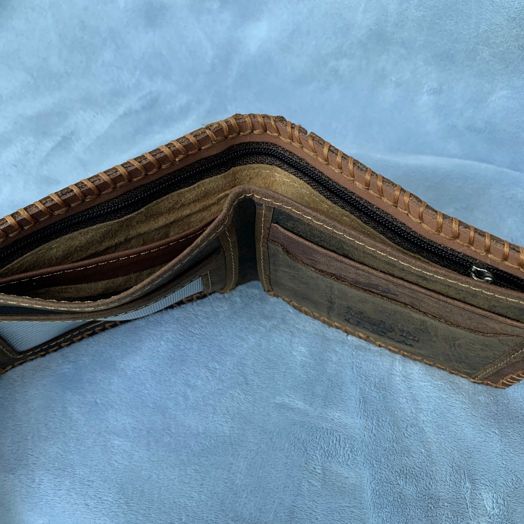 Ví da thật nam Tommy