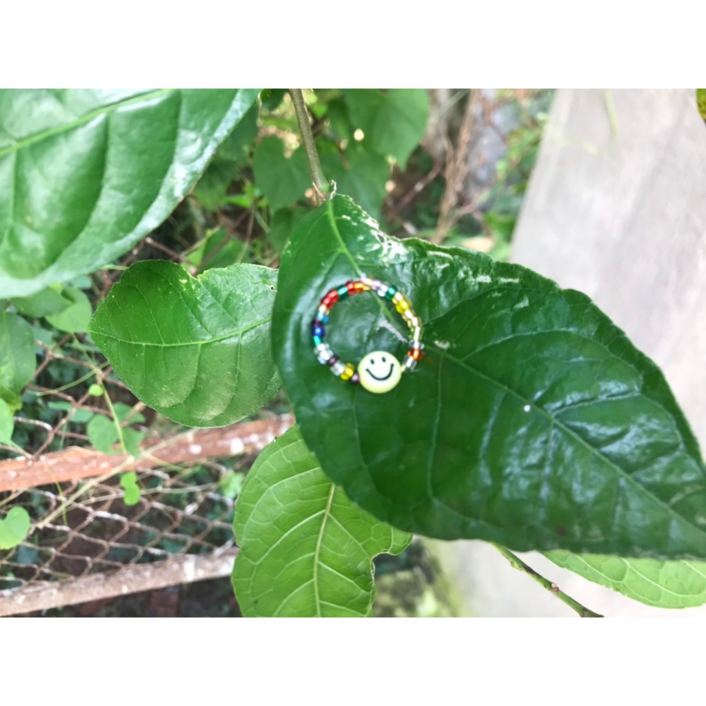 Nhẫn handmade, hạt cườm, nhiều màu vui vẻ hạnh phúc