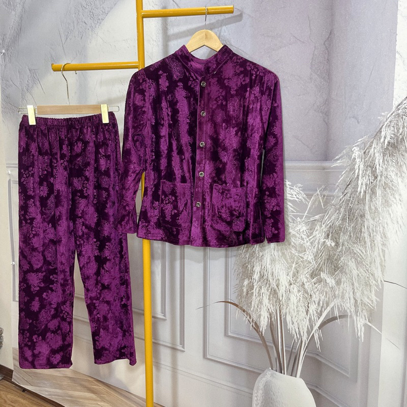 Đồ bộ nữ trung niên thu đông vải nhung cao cấp cho bà cho mẹ mặc nhà làm quà tặng 20/10 đi chơi tết