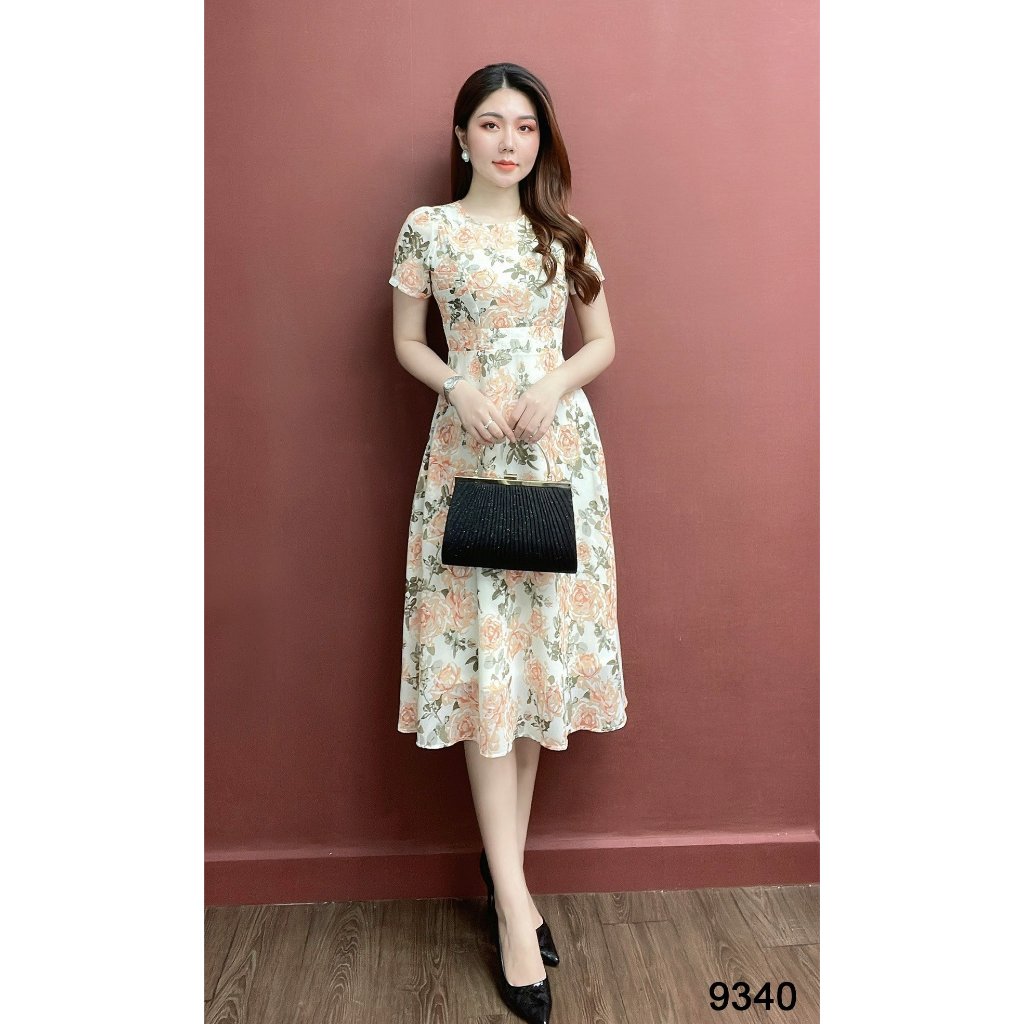 Đầm EMY EM9340 Xoè Cổ Tròn