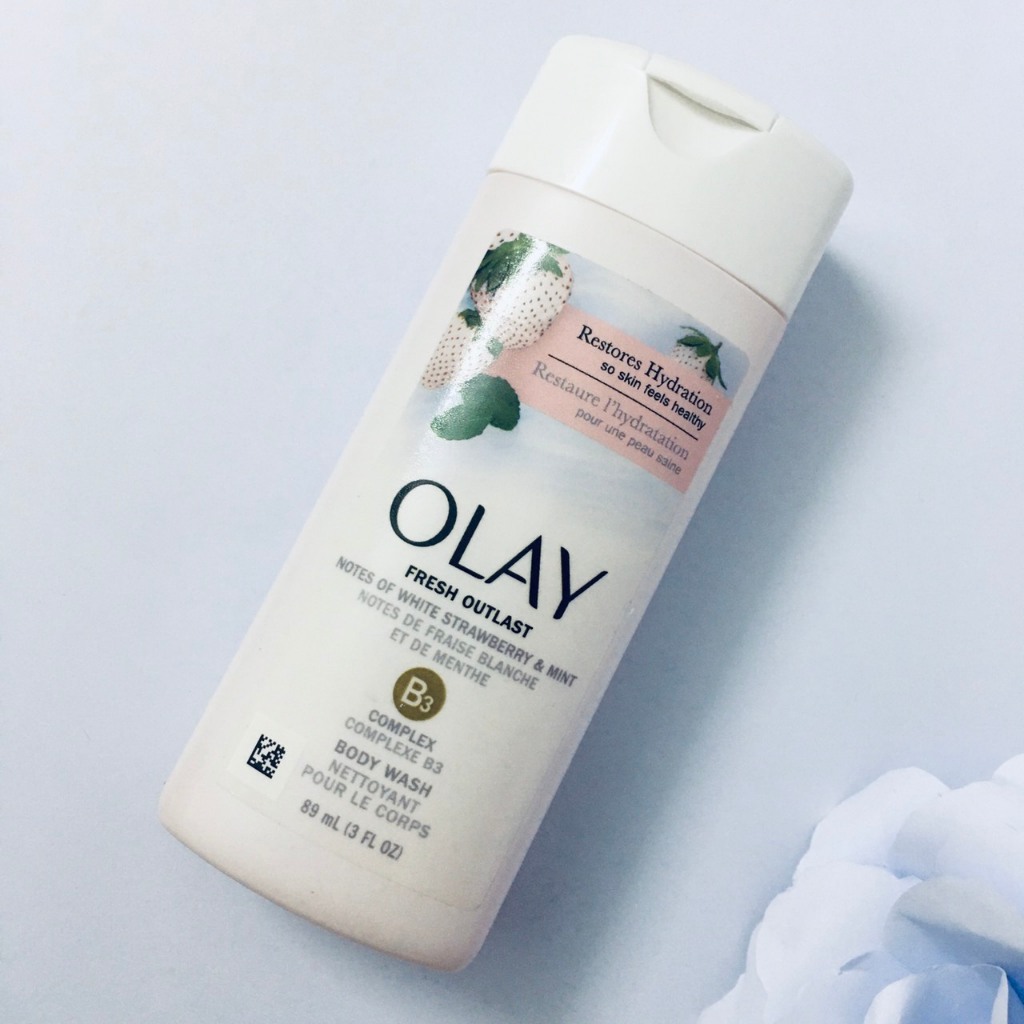 Hàng Mỹ Sữa Tắm OLAY Fresh Outlast Cung Cấp Vitamin B3 Dưỡng Da Sáng Mịn Hương Thơm Nhẹ Nhàng 89ml