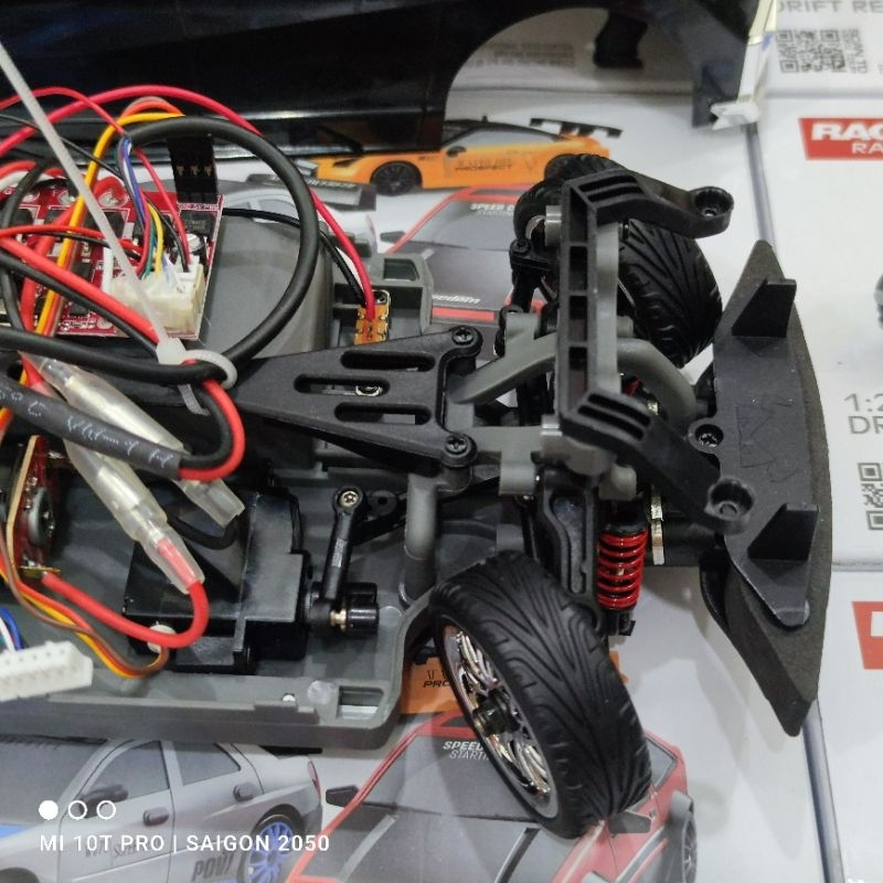 Xe điều khiển RC Drift tốc độ cao MN68 Alpha 1/16 có gyro, điều tốc, servo 3 dây chuẩn RC, xe điều khiển Drift giá rẻ