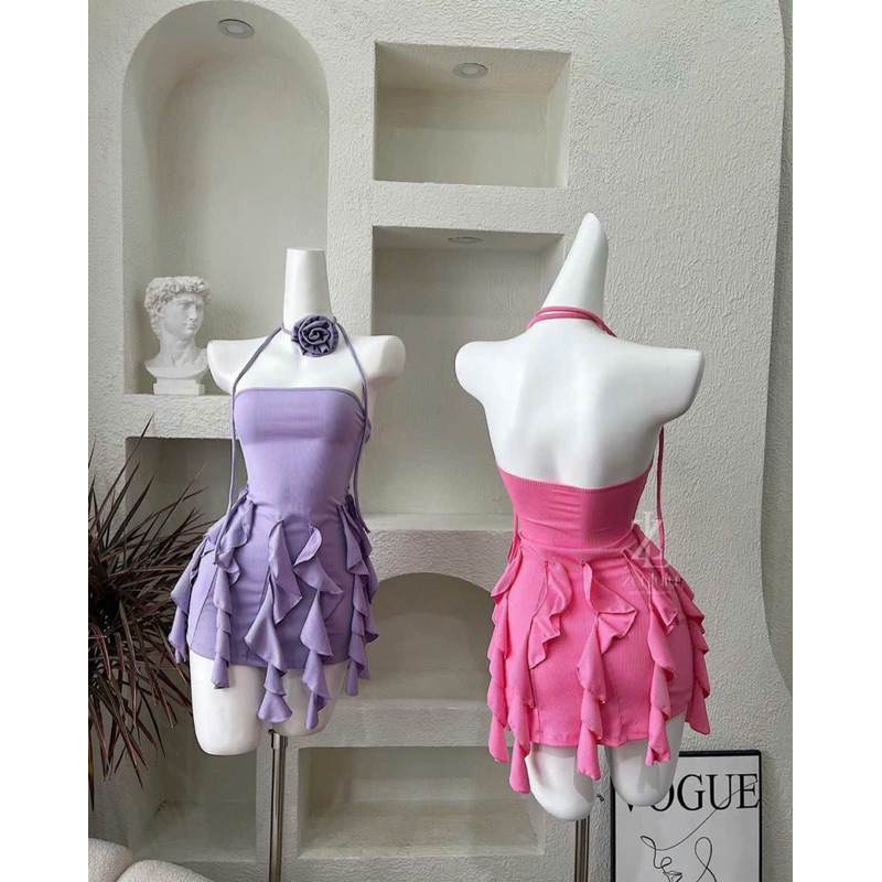 ĐẦM CÚP NGỰC ÔM BODY TUA RUA DÁNG NGẮN KÈM HOA