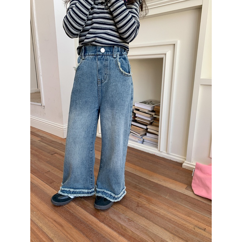 Quần jeans ống xuông loe nhẹ hàng Quảng châu style Hàn cho bé 12-22kg
