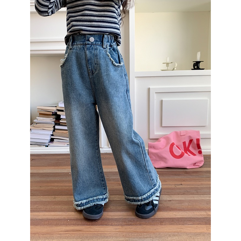 Quần jeans ống xuông loe nhẹ hàng Quảng châu style Hàn cho bé 12-22kg