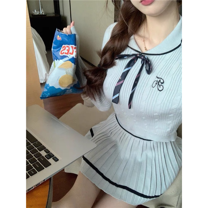 Set Áo Len Tay Cổ Tròn + Chân Váy Xòe hàng qc Loại 1