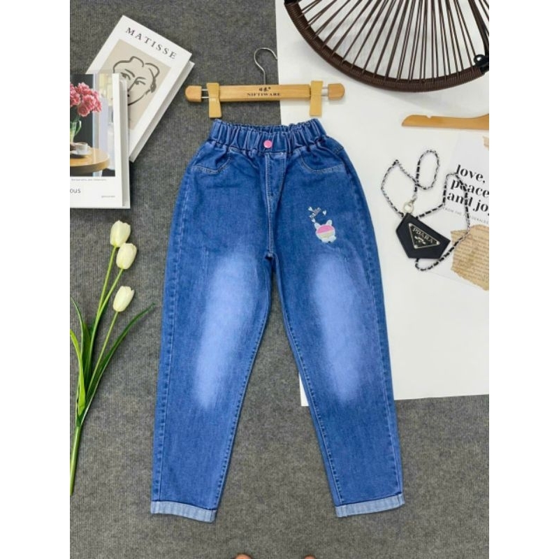 Q01 Quần dài bé gái, quần jeans bé gái, quần bò mềm cho bé gái ,quần baggy cho bé,quần học sinh cấp bé 30kg