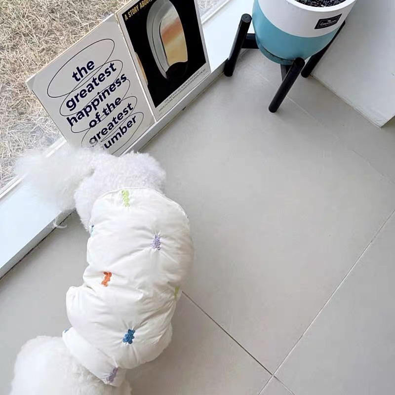 Áo cho chó mèo phao trắng cute
