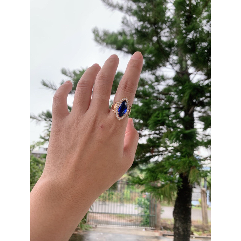 Nhẫn bằng đồng