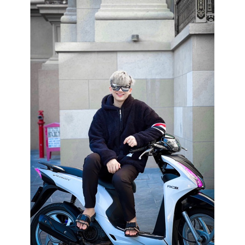 Áo khoác lông  thom chất lông mượt 2 mặt có mũ thiết kế hot nhất mùa đông năm