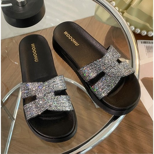 Dép bánh mì quai chéo đế bằng đúc cao dép kiểu mới thời trang phủ kim tuyến sang trọng siêu mềm, êm chân DN48