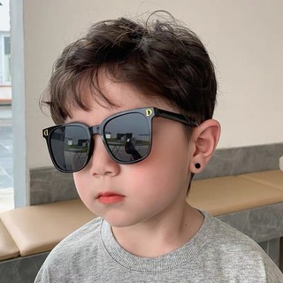 Kinh unisex chữ d hot hit cho bé