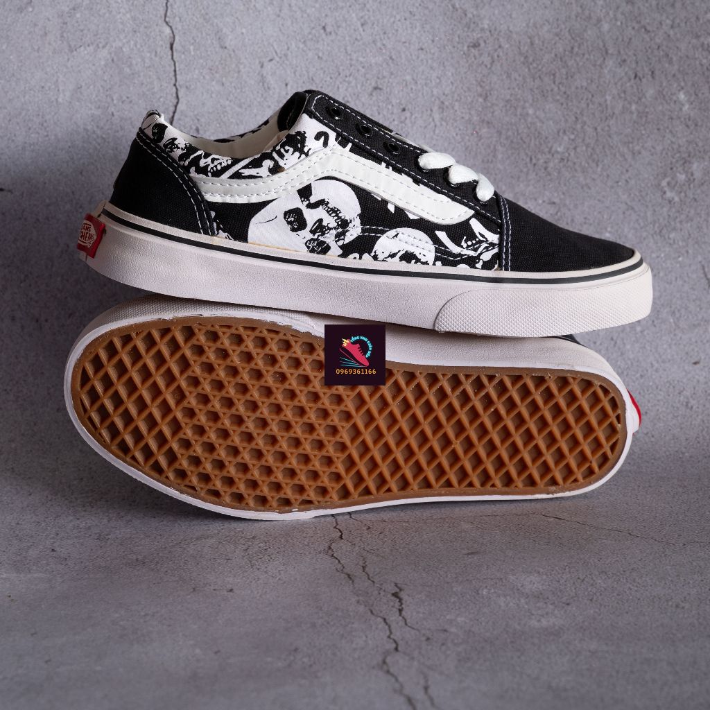 🌟 Giày Thể Thao Nam/Nữ Đầu Lâu Cao Cấp, Đế Cao Su - Sự Kết Hợp Hoàn Hảo của Phong Cách và Thể Thao 🌟  👟