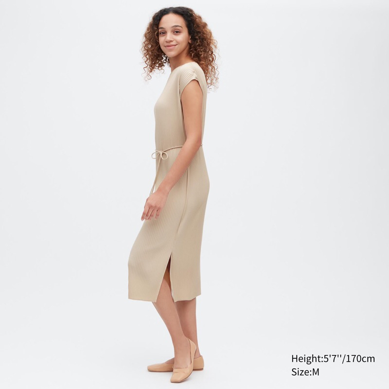 Váy uni..qlo mua tại Nhật màu xanh ngọc size M