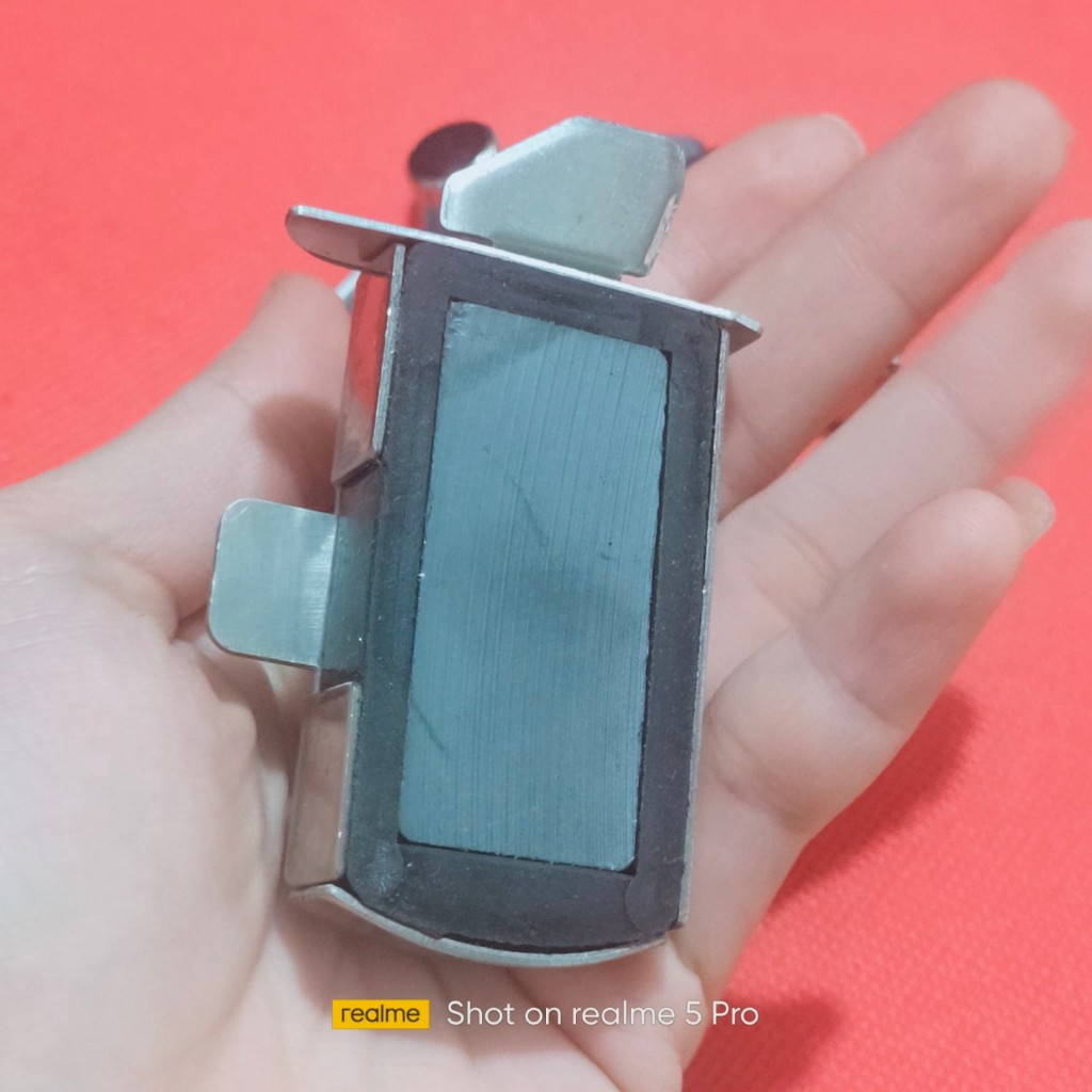 Kẹp vải nam châm kiểu mới đa năng