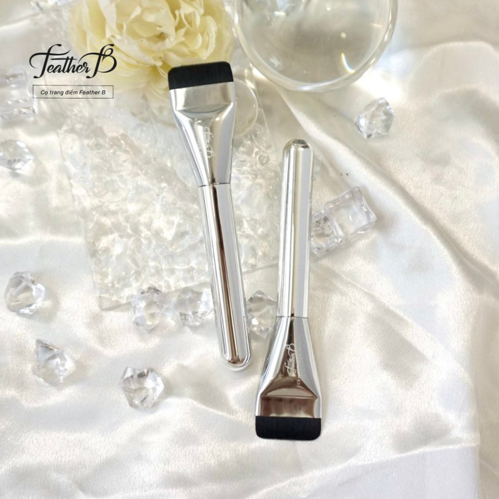 Feather B Cọ Dẹt Ngắn Dàn Nền Ánh Bạc - Cọ dàn nền - Cọ đánh nền - Cọ tán kem nền - Nền siêu mỏng - Nền lâu trôi