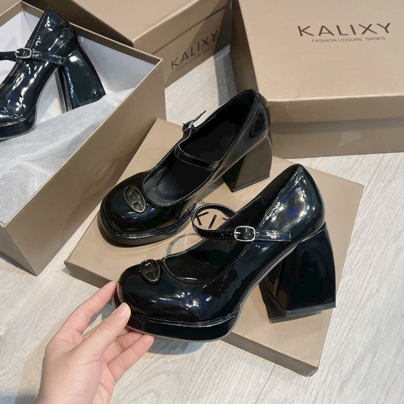 Giày gót đúp khoá D