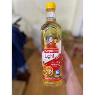 DẦU ĂN NEPTUNE LIGHT 1 LÍT