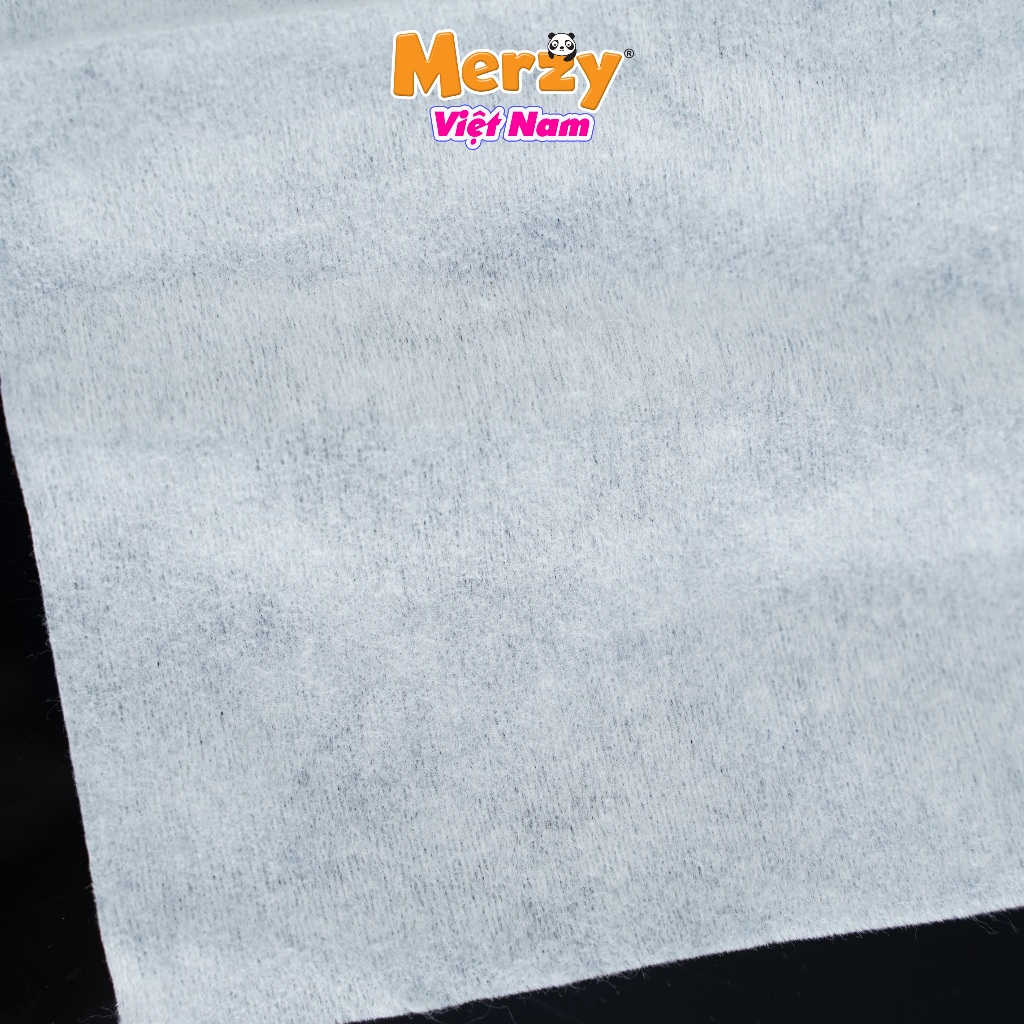 Khăn khô đa năng cho bé Merzy diệt khuẩn tia cực tím dùng thay khăn sữa cho bé 350 Gram Kích Thước 14x19 Cm