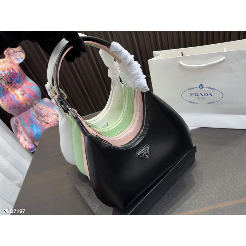 TÚI P_RADA  KẸP NÁCH SPSL FULLBOX SEAL