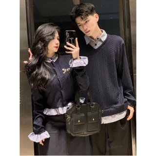 Đồ đôi set áo len nam nữ màu xanh than giả sơmi kẻ sọc tặng kèm phụ kiện nơ chất len mịn đẹp dành cho cặp đôi C131