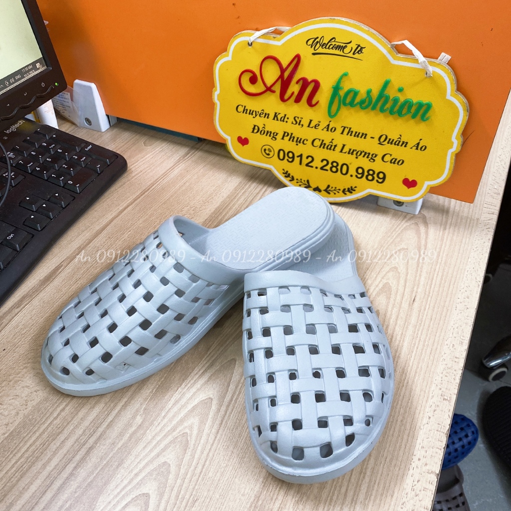 Dép nhựa siêu nhẹ, êm chân đi trong nhà, văn phòng bít mũi màu xám _ Hình chụp thật