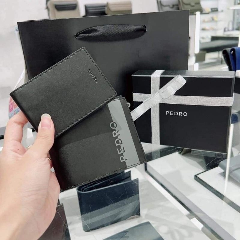 Ví ngắn nam pedro logo in phối sọc ngang phong cách thời trang cuốn hút fullbox