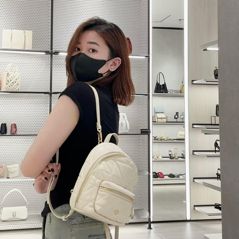 Balo nữ Pd mặt chần bông có quai xách size 23 new 2023