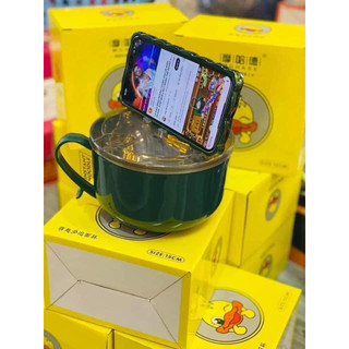 Bát úp mì có nắp đậy.