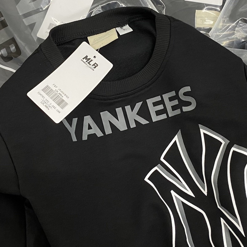 Bộ nỉ da cá NY Mlb cho bé trai màu đen size từ 12-35 cân